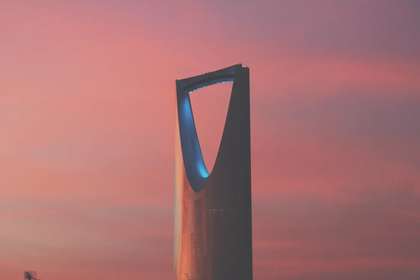 Kingdom Centre tower in Riyadh at sunset